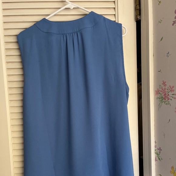 Talbots Marine Blue Sleeveless Blouse - Picture 2 of 4